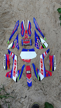 Наклейки J1/J2LE набор  63010822